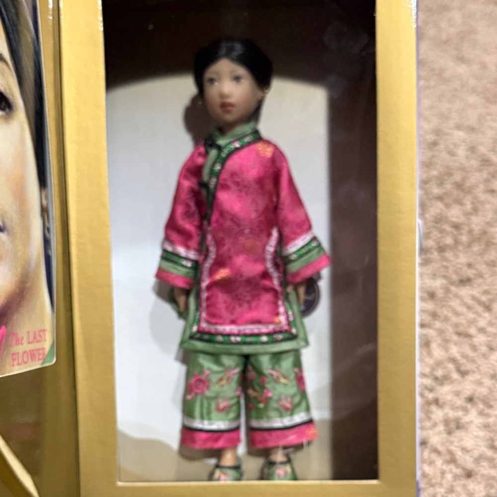 American doll - Picture 3 of 6